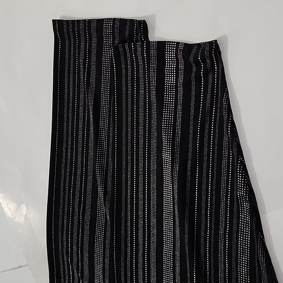 Torrid Black Studded Shift Dress / 4X - Picture 10 of 11